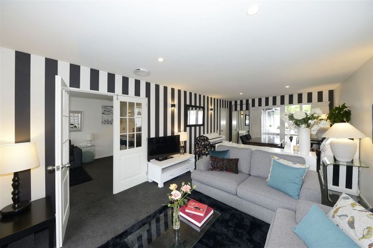 Photo of property in 5b Memorial Avenue, Ilam, Christchurch, 8053