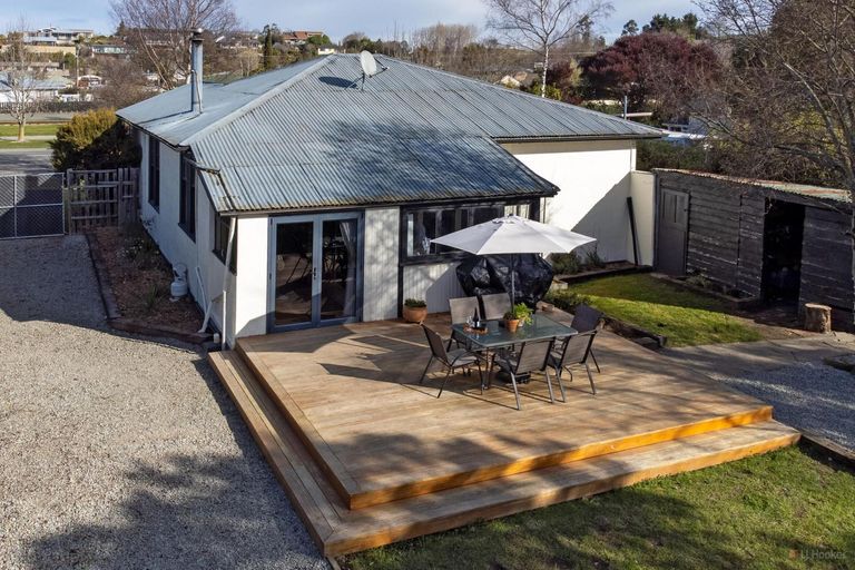 Photo of property in 29 Main Road, Pleasant Point, 7903