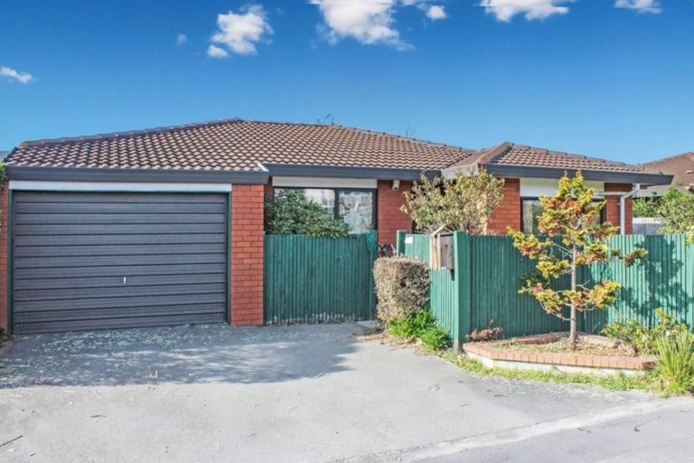 Photo of property in 7/32 Hanrahan Street, Upper Riccarton, Christchurch, 8041