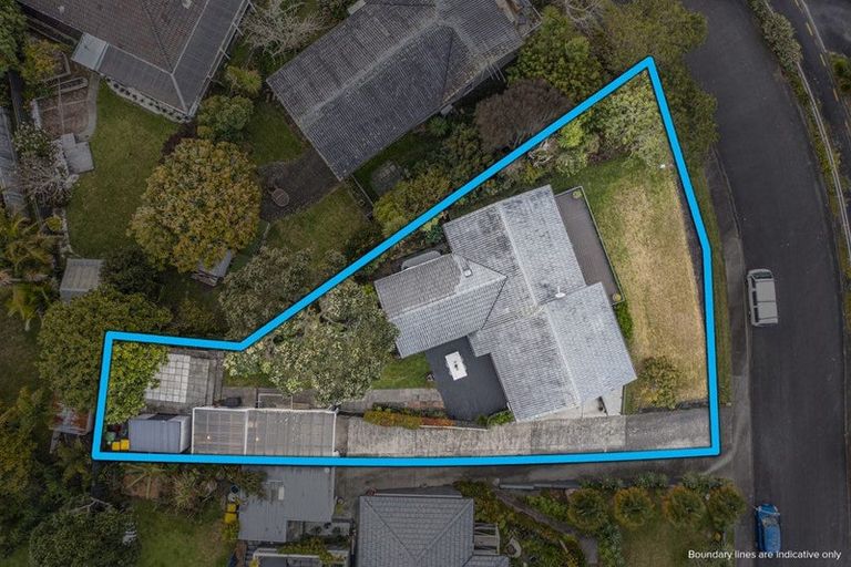 Photo of property in 56 Kia Ora Road, Beach Haven, Auckland, 0626
