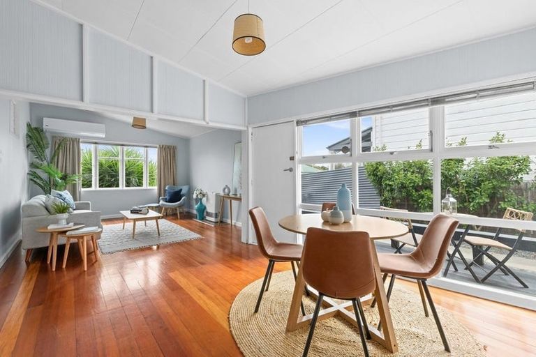 Photo of property in 82 Mcgrath Street, Napier South, Napier, 4110