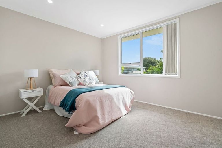 Photo of property in 16 Feasegate Street, Manurewa, Auckland, 2102