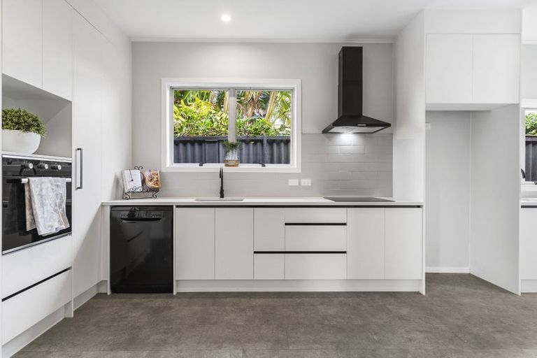 Photo of property in 44 Hutton Street, Otahuhu, Auckland, 1062