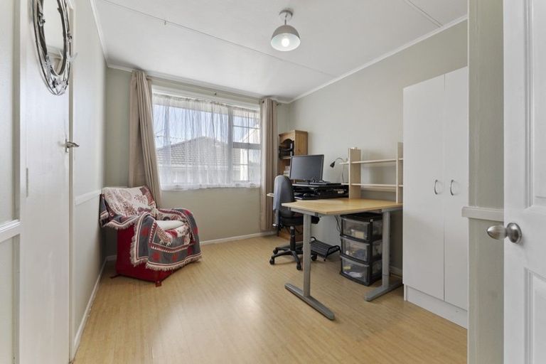 Photo of property in 144 Pembroke Street, Westown, New Plymouth, 4310