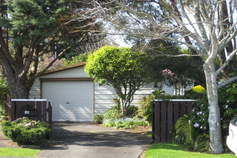 Photo of property in 15 Kipling Drive, Whalers Gate, New Plymouth, 4310