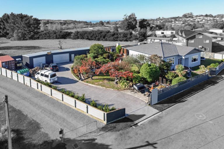 Photo of property in 37 Oban Street, Holmes Hill, Oamaru, 9401