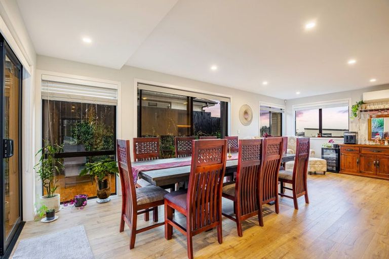 Photo of property in 3 Podgora Avenue, Kumeu, 0810