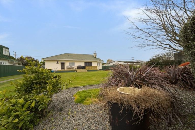 Photo of property in 77 Camberwell Road, Hawera, 4610