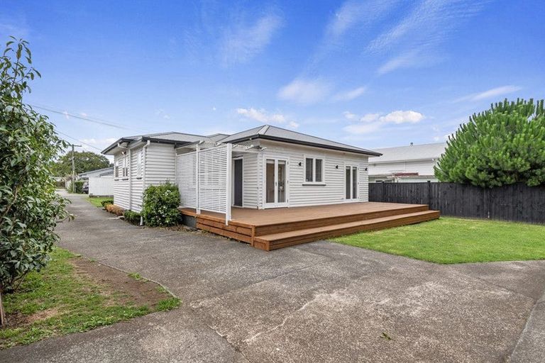 Photo of property in 15 Cairnfield Road, Kensington, Whangarei, 0112