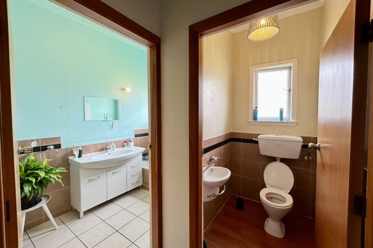 Photo of property in 814 Roberts Line, Bunnythorpe, Palmerston North, 4478