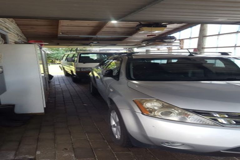 Photo of property in 52 Takiroa Street, Urenui, 4375