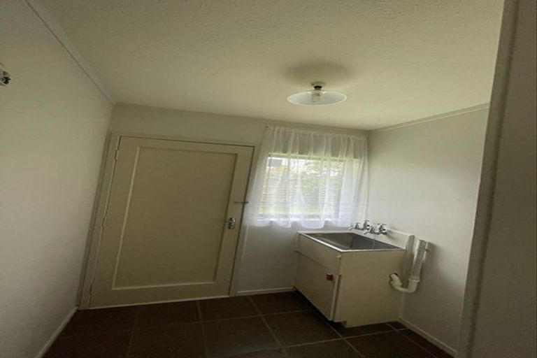 Photo of property in 2/6 Elizabeth Street, Papakura, 2110