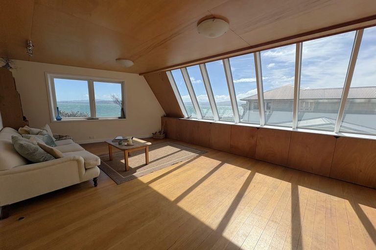 Photo of property in 603b Marine Drive, Days Bay, Lower Hutt, 5013