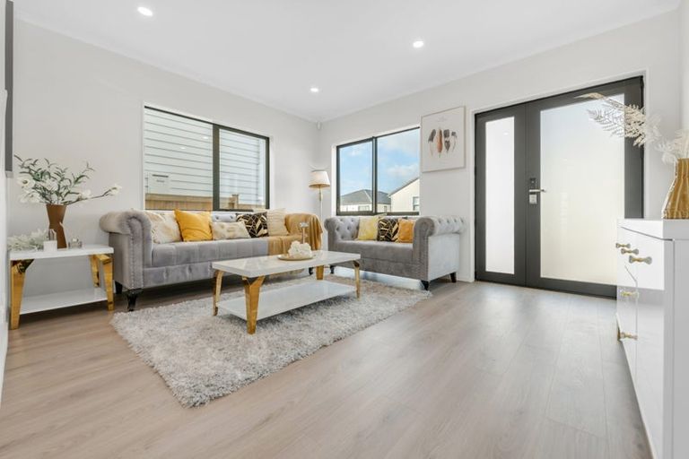 Photo of property in 53 Koromeke Street, Flat Bush, Auckland, 2019
