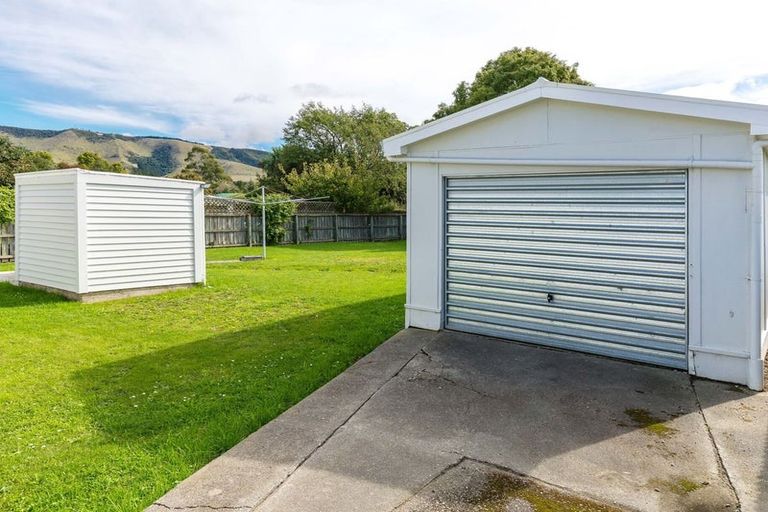 Photo of property in 18 Point Bush Road, Waimate, 7924