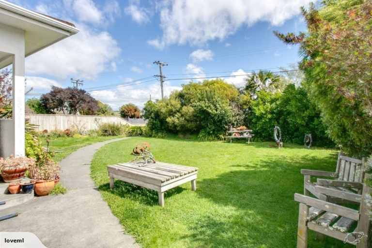 Photo of property in 63 Avondale Road, Taradale, Napier, 4112