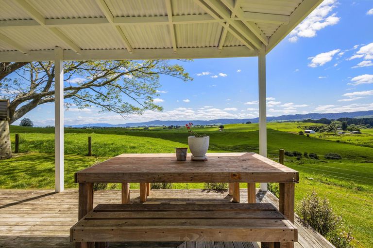 Photo of property in 332 Harwoods Road, Tapapa, Tirau, 3485