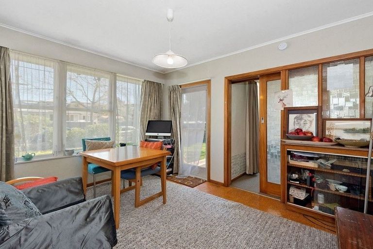 Photo of property in 74 Aurora Terrace, Hillcrest, Hamilton, 3216