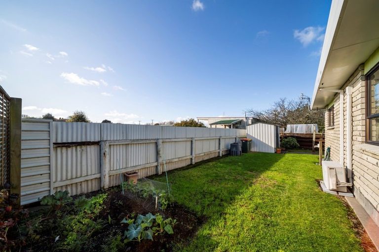 Photo of property in 32 Graham Street, Eltham, 4322