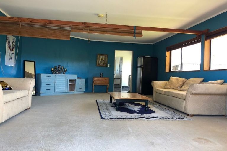 Photo of property in 264 State Highway 16, Kumeu, 0892
