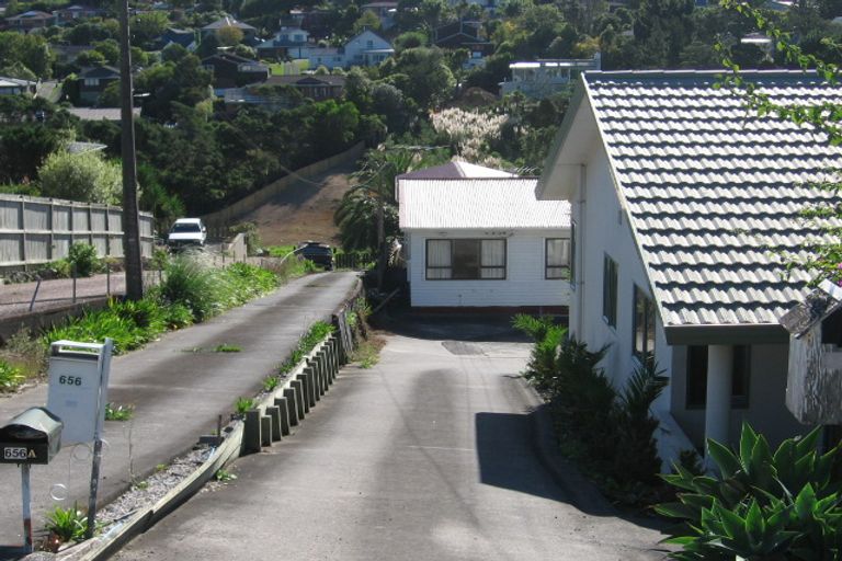 Photo of property in 1/658 Beach Road, Browns Bay, Auckland, 0630