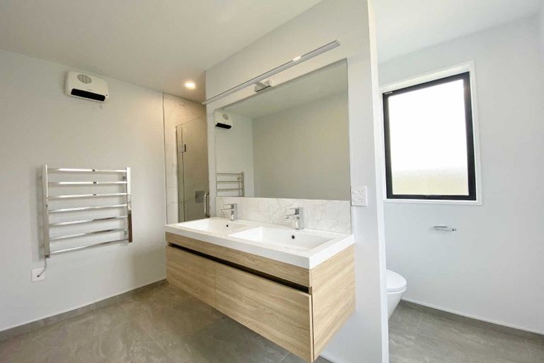 Photo of property in 22 Kirkland Crescent, Harewood, Christchurch, 8051