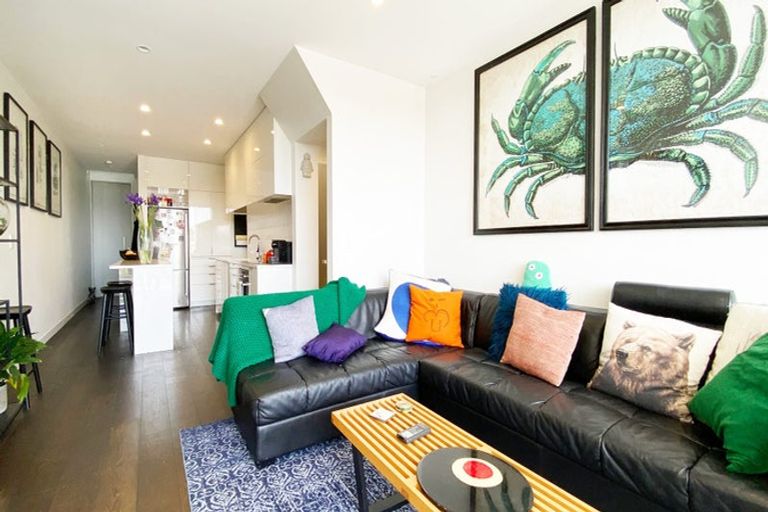 Photo of property in 9/83 Hinemoa Street, Birkenhead, Auckland, 0626