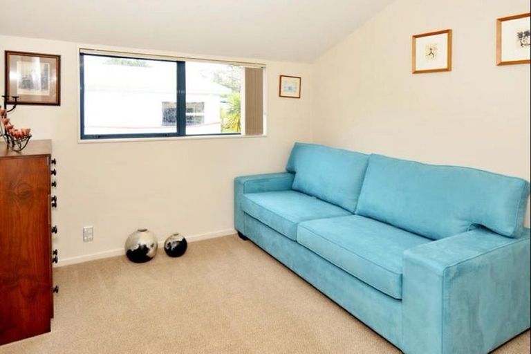Photo of property in 2 Rimu Rise, Albany, Auckland, 0632