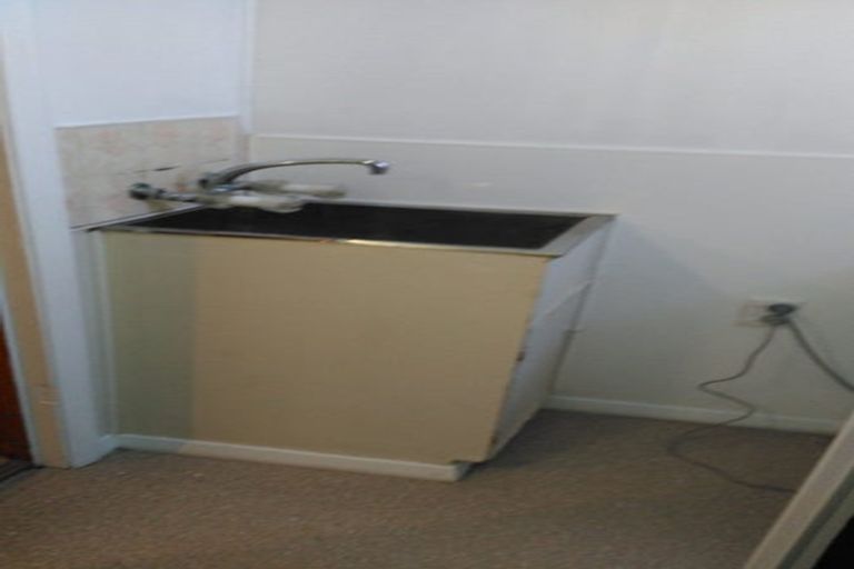 Photo of property in 61 Rolleston Street, Mount Cook, Wellington, 6021