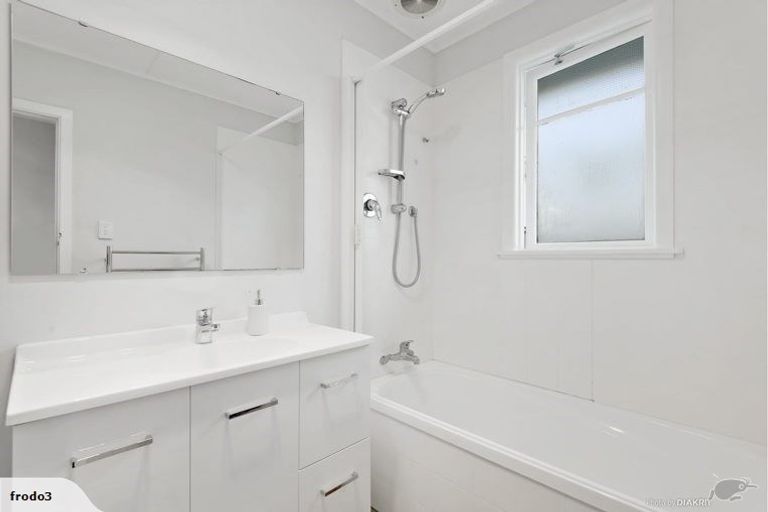 Photo of property in 7 Beazley Avenue, Paparangi, Wellington, 6037