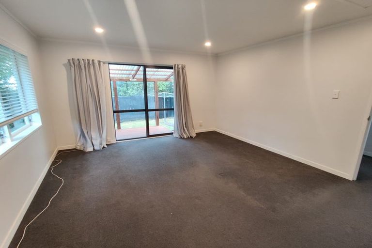 Photo of property in 3/11 Thurston Place, Bucklands Beach, Auckland, 2012