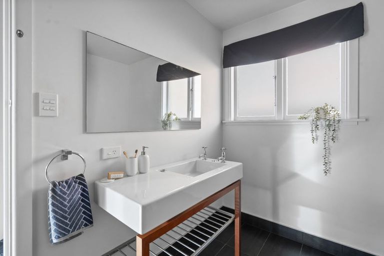 Photo of property in 521 Marine Parade, South New Brighton, Christchurch, 8062