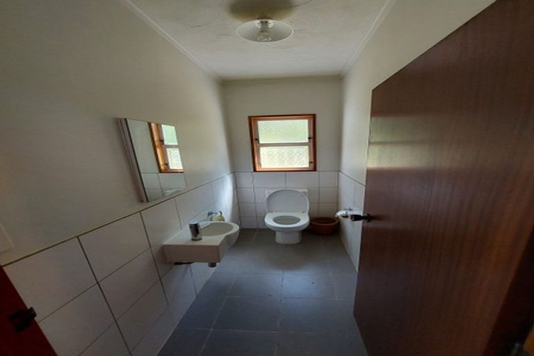 Photo of property in 78 Falkirk Avenue, Seatoun, Wellington, 6022