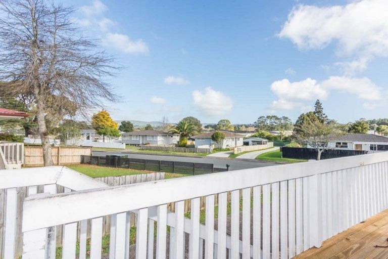 Photo of property in 4 Coburg Street, Henderson, Auckland, 0612
