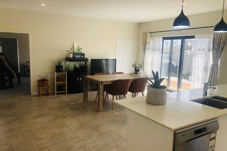 Photo of property in 31 Harris Drive, Silverdale, 0932