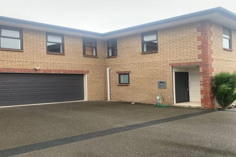 Photo of property in 16 George Street, Riccarton, Christchurch, 8041