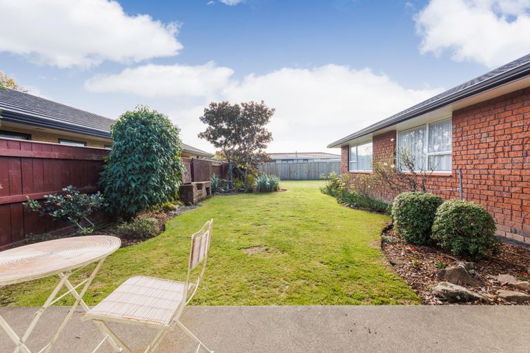 Photo of property in 12 Aintree Crescent, Awapuni, Palmerston North, 4412