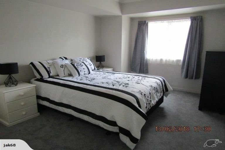 Photo of property in 1 Emily Place, Bellevue, Tauranga, 3110