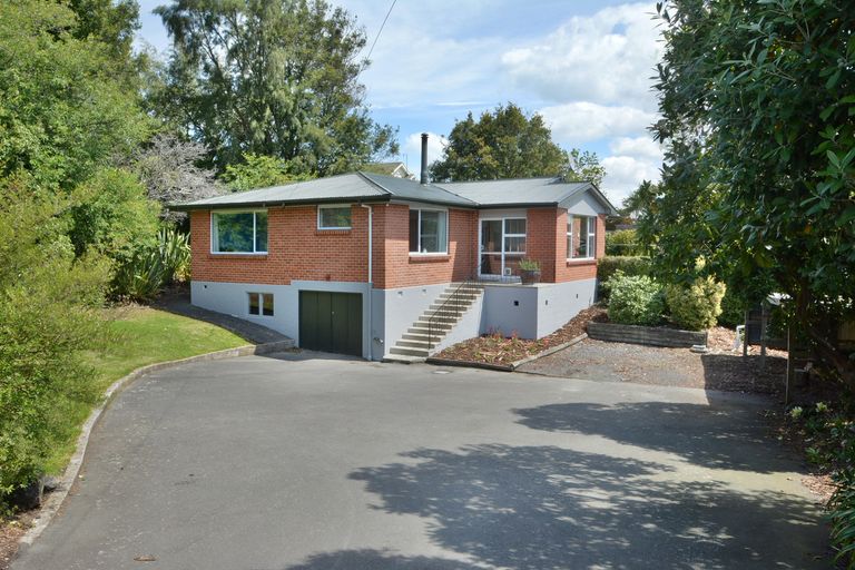 Photo of property in 3 Benfell Street, Green Island, Dunedin, 9018