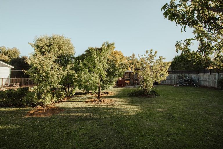 Photo of property in 77 West Belt, Rangiora, 7400