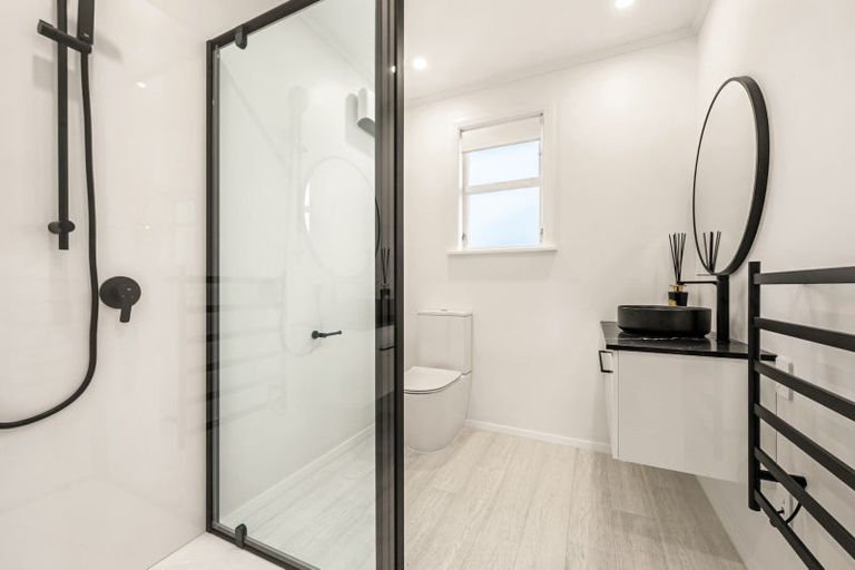 Photo of property in 4 Barsi Grove, Avalon, Lower Hutt, 5011