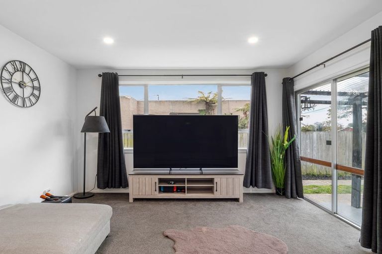 Photo of property in 82 Marlow Road, Aranui, Christchurch, 8061