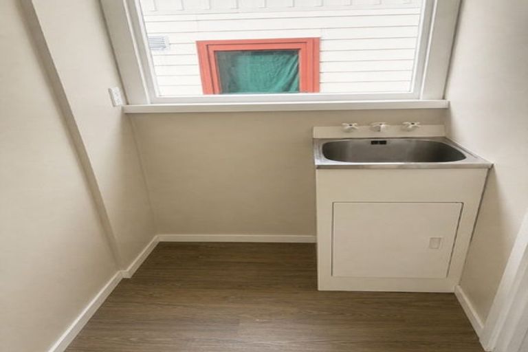 Photo of property in 25 Middleton Road, Upper Riccarton, Christchurch, 8041