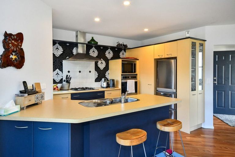 Photo of property in 51 Rathmar Drive, Manurewa, Auckland, 2105