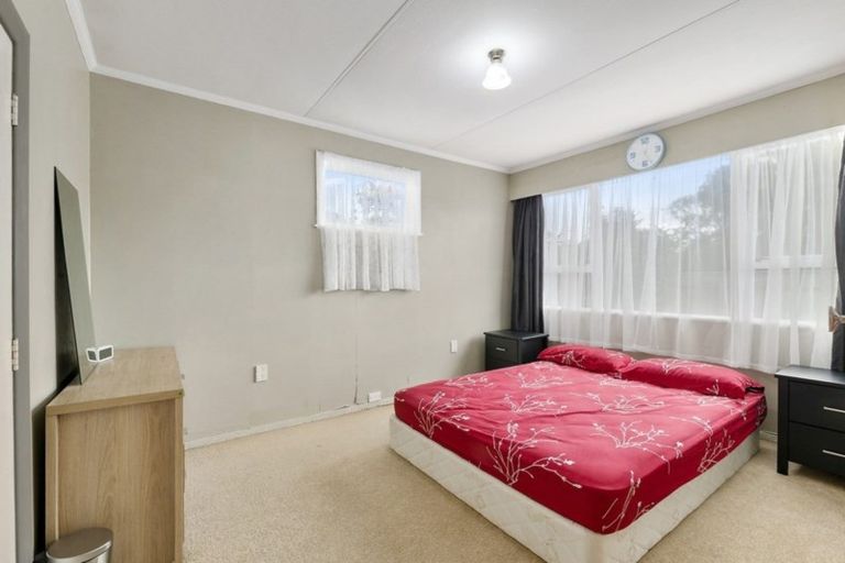 Photo of property in 5 Clarke Avenue, Highbury, Palmerston North, 4412