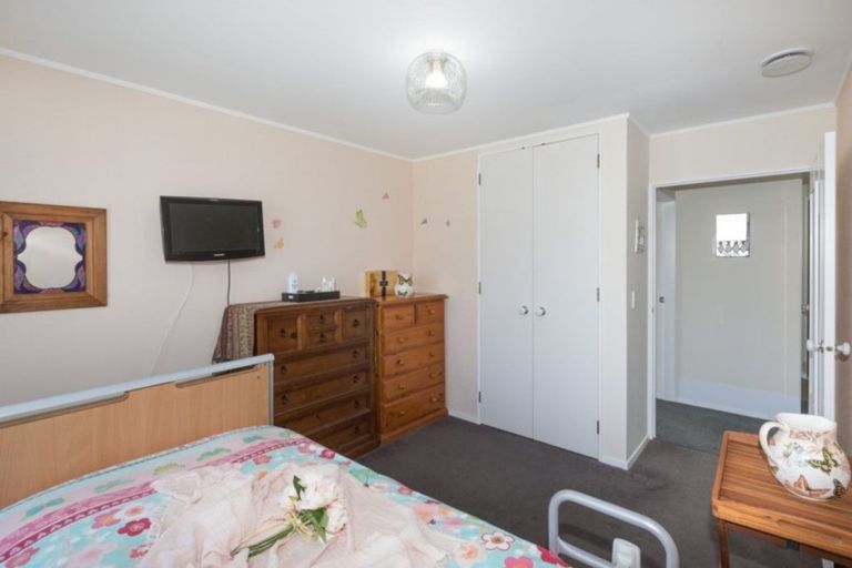Photo of property in 18b Rose Street, Ranui, Porirua, 5024