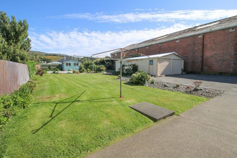 Photo of property in 192 Gore Street, Bluff, 9814