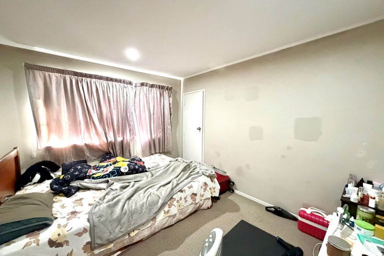 Photo of property in 23 Hyperion Drive, Randwick Park, Auckland, 2105