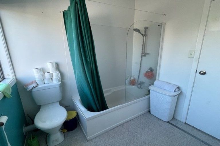 Photo of property in 16 Richard Road, Mangere, Auckland, 2022