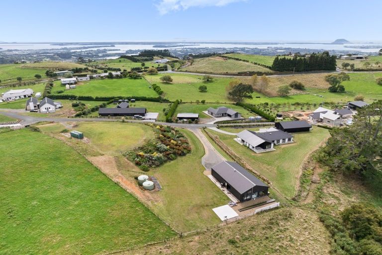 Photo of property in 8 Kahu Lane, Minden, Tauranga, 3176